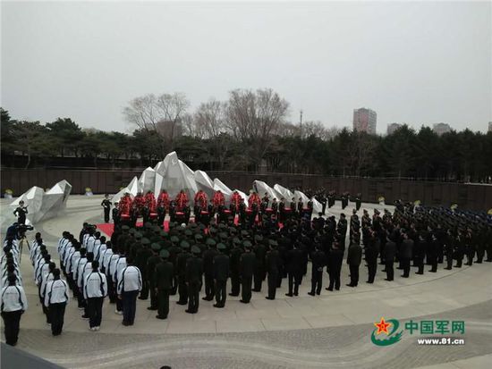 第三批在韩志愿军烈士遗骸安葬沈阳