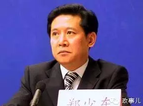 “公共情人”背后的落马省部级官员们 