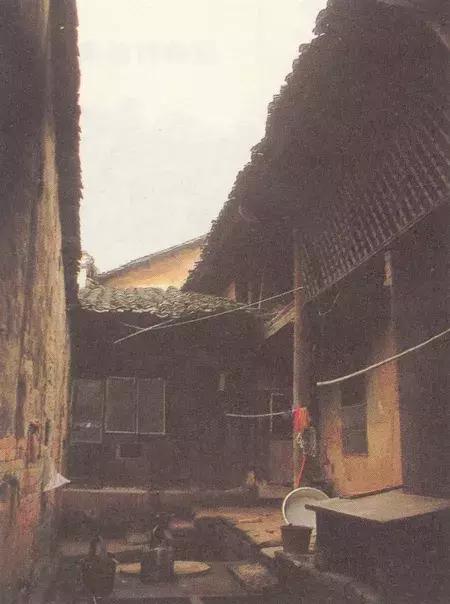 5000人走出26位博士：高學(xué)歷也無法阻止一個村莊的衰落