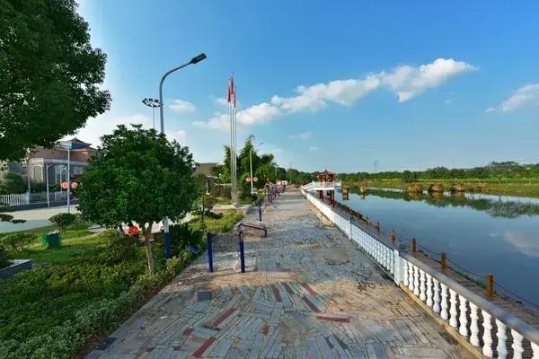 5000人走出26位博士：高學(xué)歷也無法阻止一個村莊的衰落