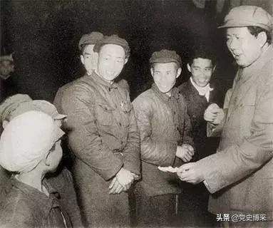 毛澤東：一切為了人民健康