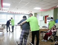 社保“第六险”落地按下“加速键” 失能人员安心有“医”靠（3图）