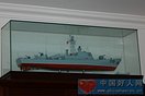 赵振金家中摆设的军舰模型（4图）